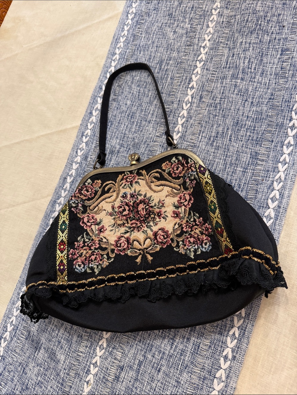 Vintage-Inspired Black Floral Tapestry Handbag with Lace Trim